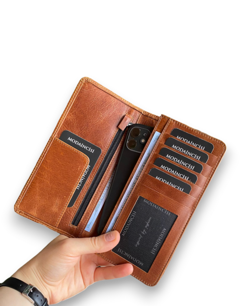 Boston - Genuine Leather Wallet with Phone Socket and Kangaroo