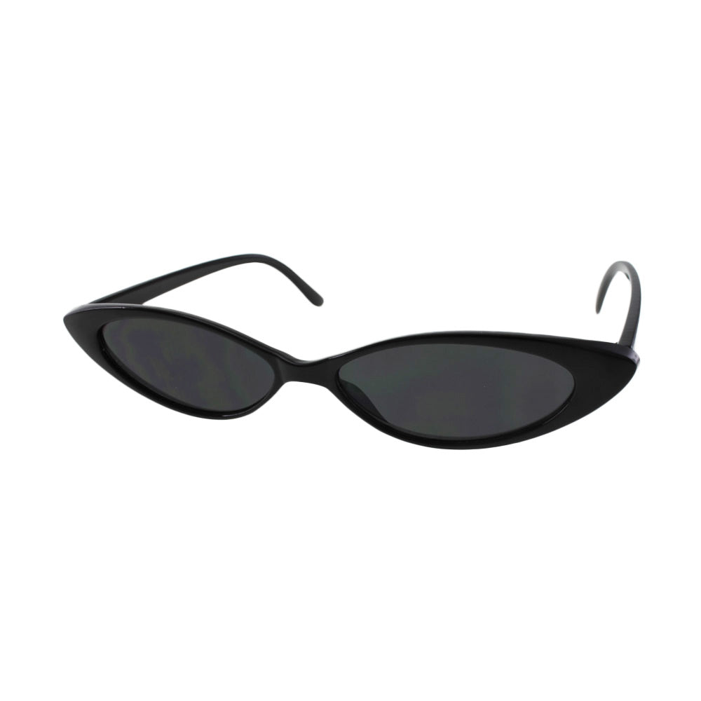 MQ Zoe Sunglasses in Black / Smoke