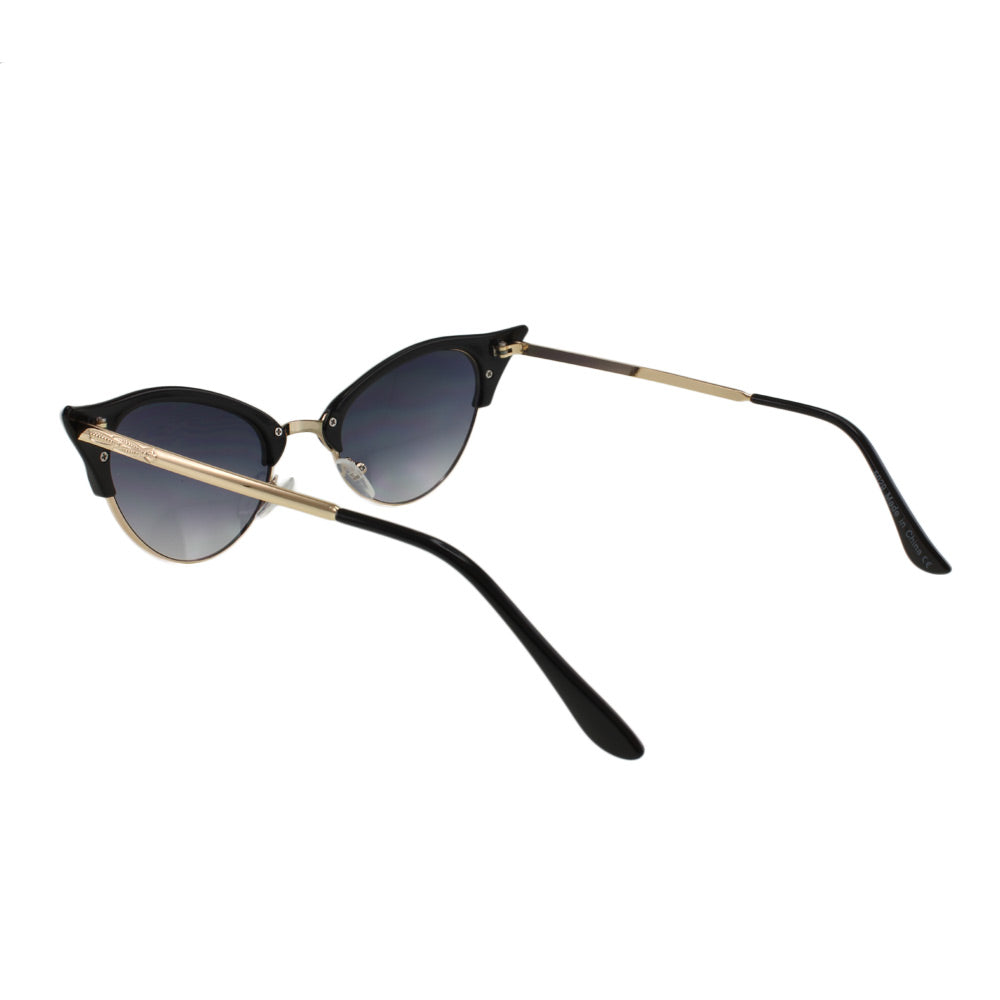 MQ Elsie Sunglasses in Black / Smoke