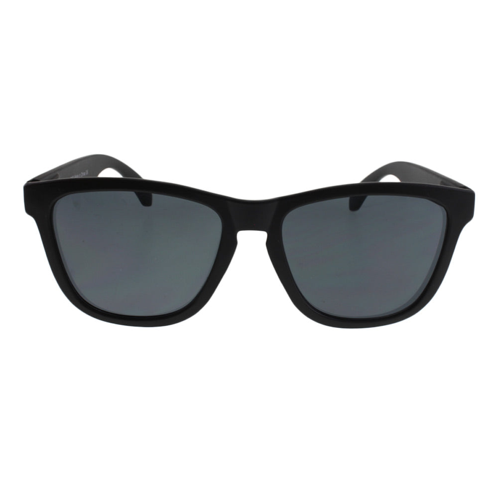 MQ Fairfax Sunglasses in Black / Smoke