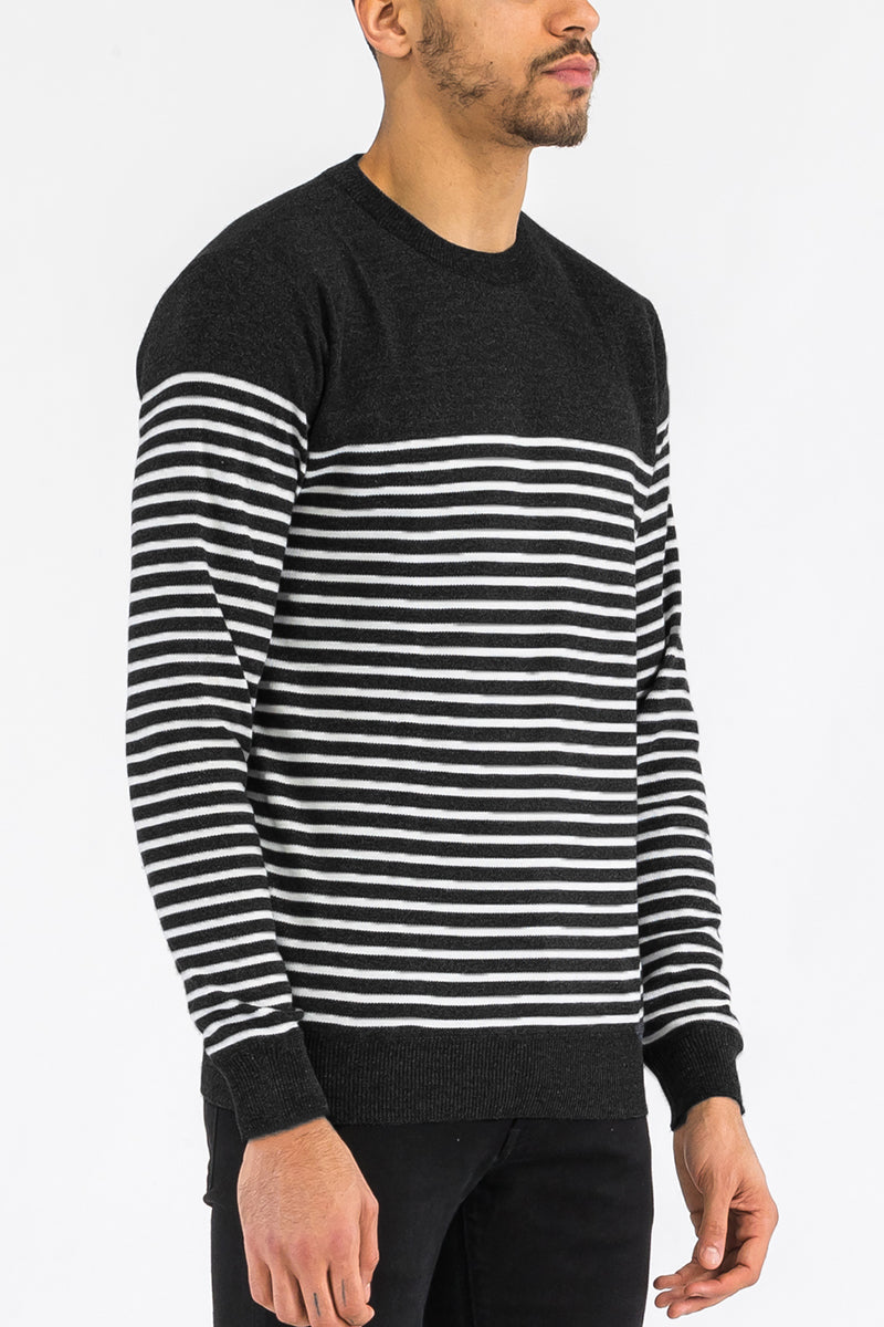 FULL KNIT STRIPED SWEATER