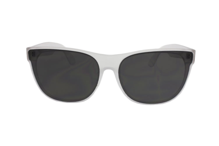 MQ Wyatt Sunglasses in Clear / Smoke