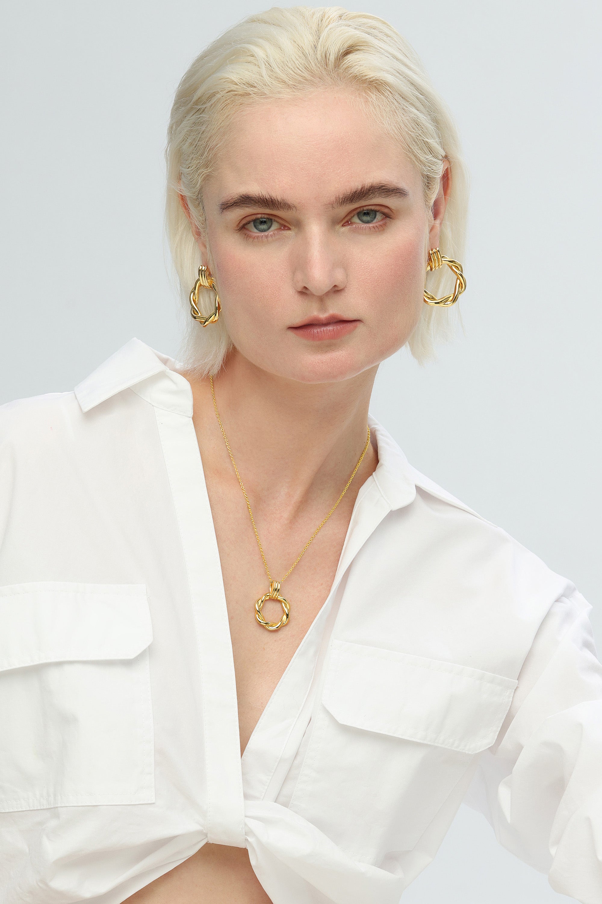 Eléa Gold Twisted Hoop Pendant Necklace