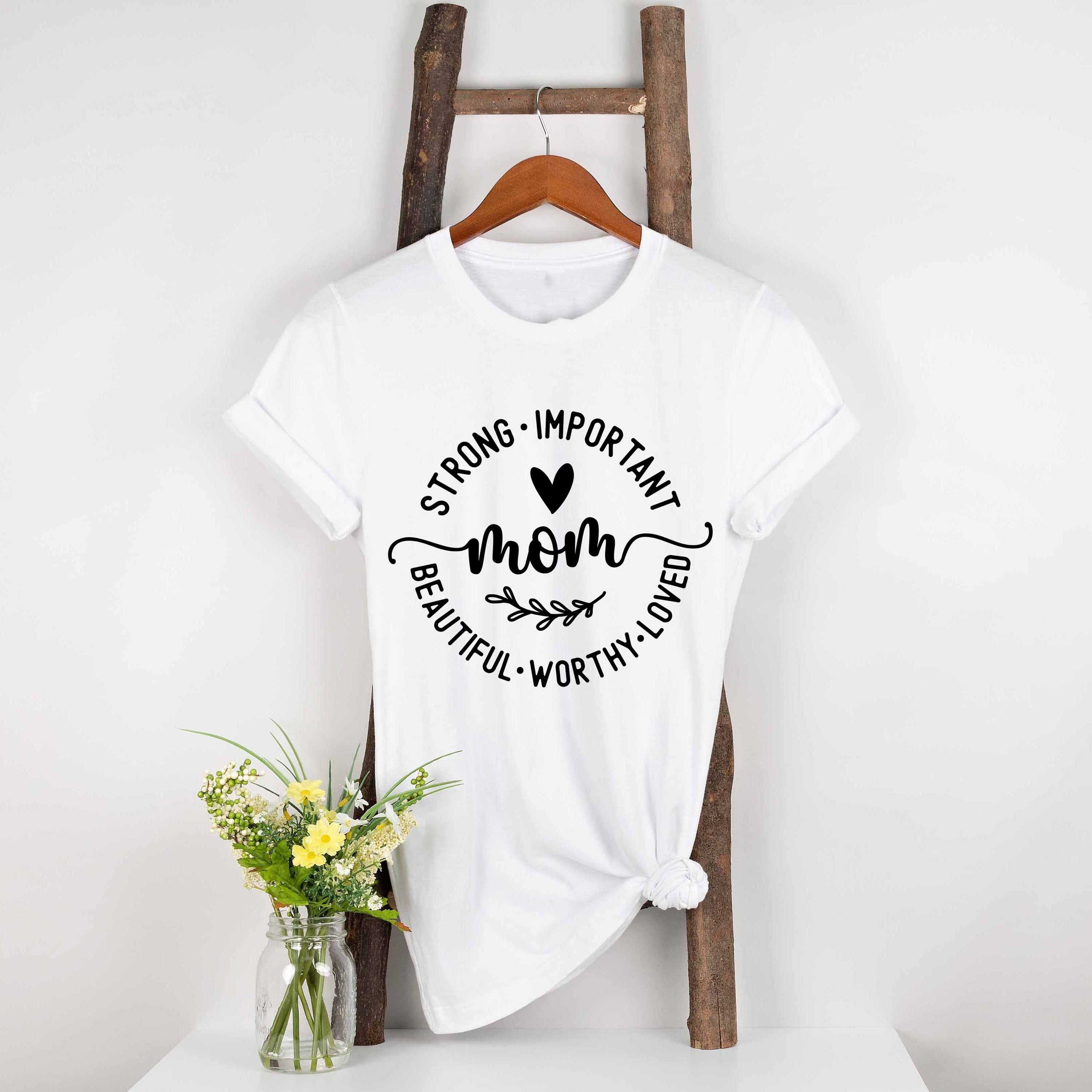 Printed Letter Mother's Day Graphic Tee