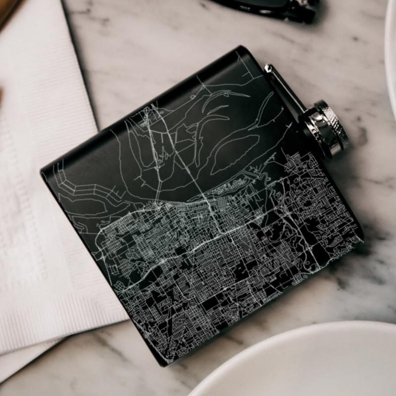Memphis - Tennessee Map Hip Flask in Matte Black