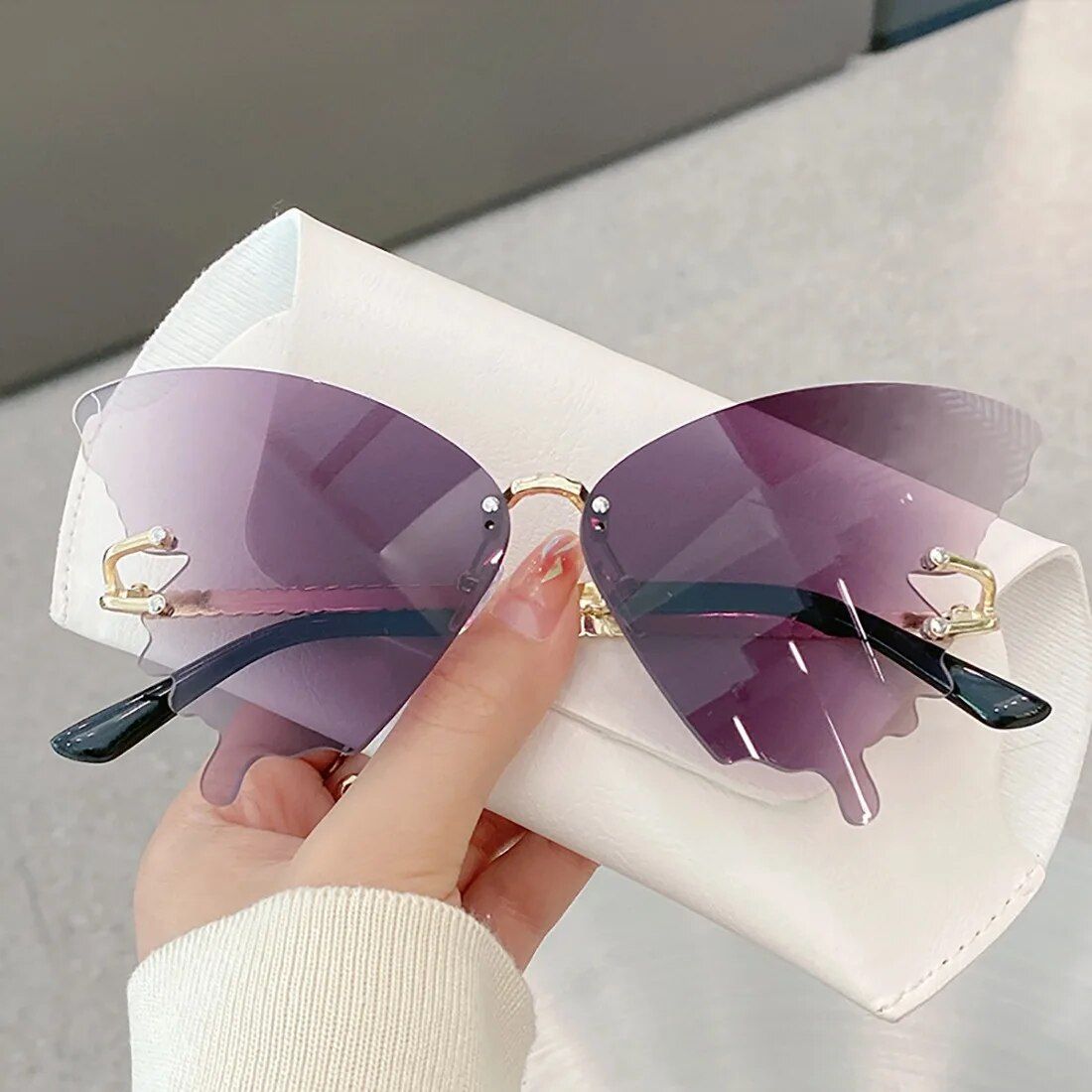 Chic Gradient Butterfly Sunglasses - UV Protection, Rimless Metal Design for Women