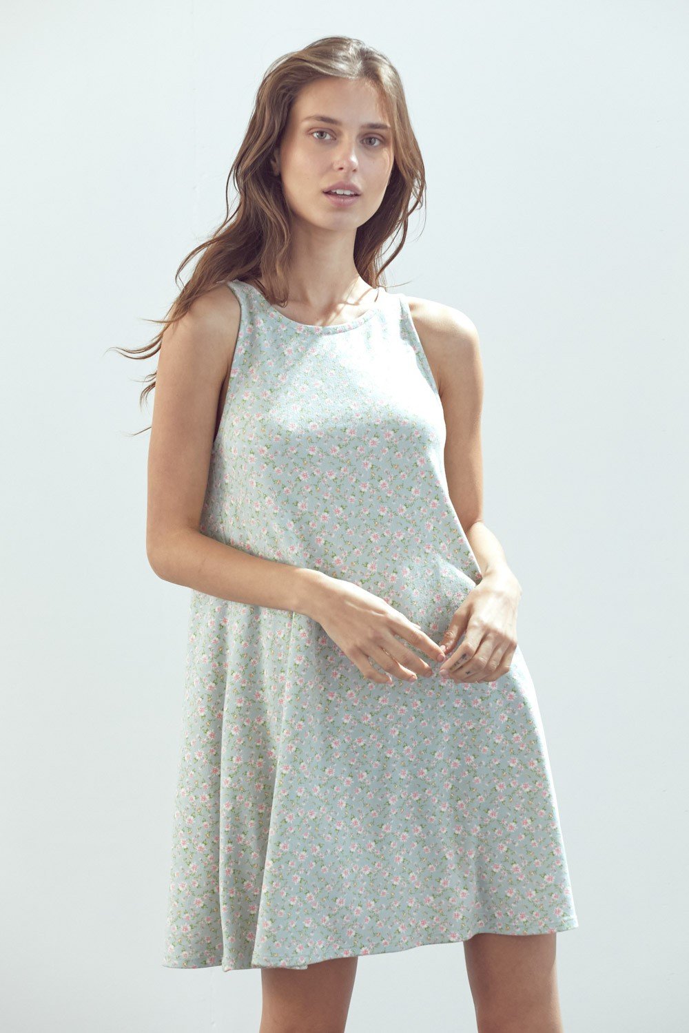 A Line Sleeveless Short Dress In Daisy Floral Knit