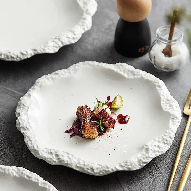 Elegant European Style Ceramic Tableware - Rockpattern Shallow Plate for Home and Business