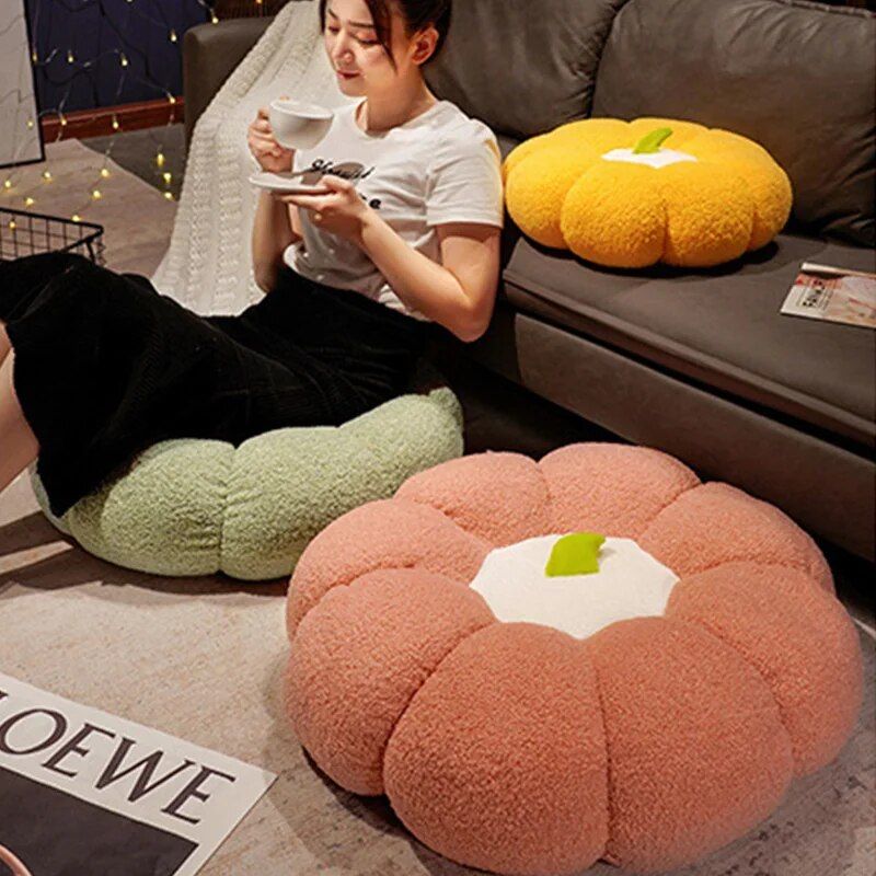 Plush Pumpkin-Shaped Futon Cushion