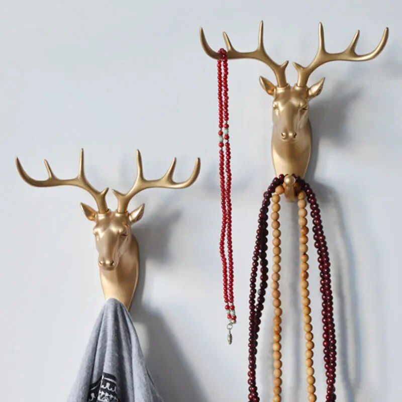 Charming Animal Head Wall Hooks - Decorative Storage for Home and Bathroom