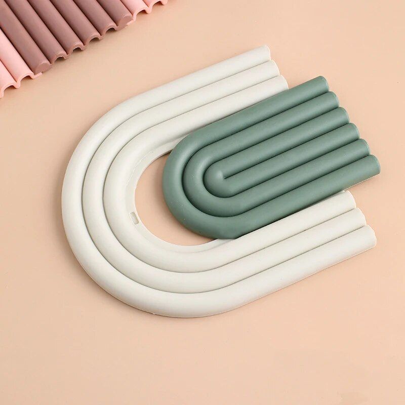 Charming Nordic Rainbow Silicone Coasters – Elegant, Non-Slip, Heat-Resistant Table Mats