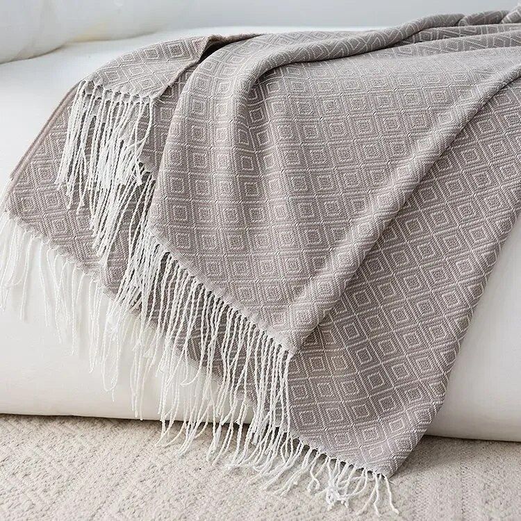 Diamond Lattice Fringe Throw Blanket