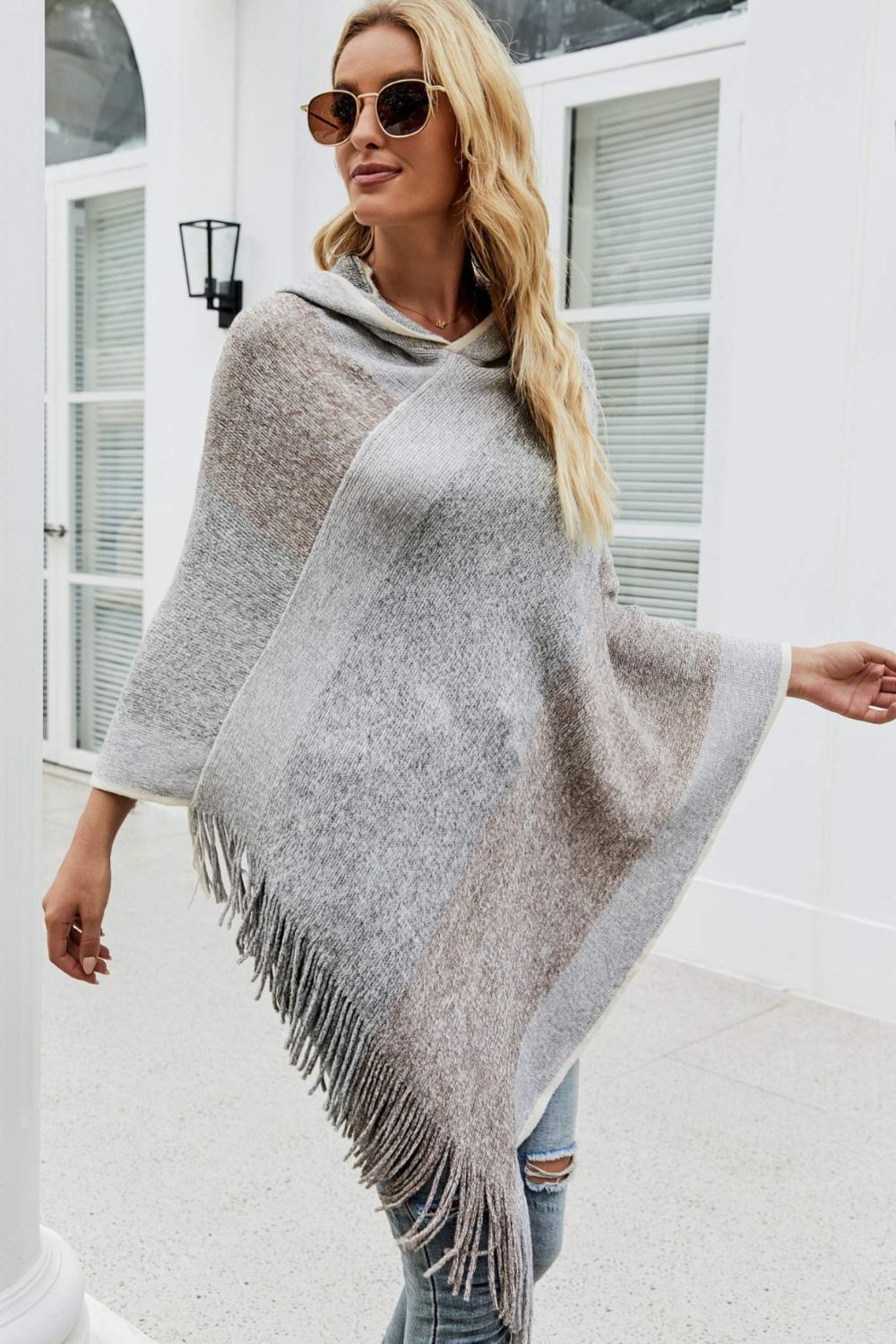 Color Block Fringe Hem Hooded Poncho