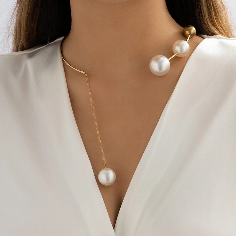 Elegant Geometric Collar Necklace and Pearl Earring Set for Women