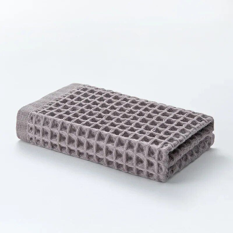 Luxurious 100% Cotton Waffle Plaid Face Towel for All Ages