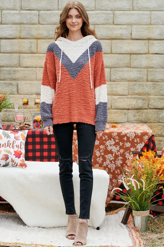 CHEVRON COLOR BLOCK POPCORN SWEATER