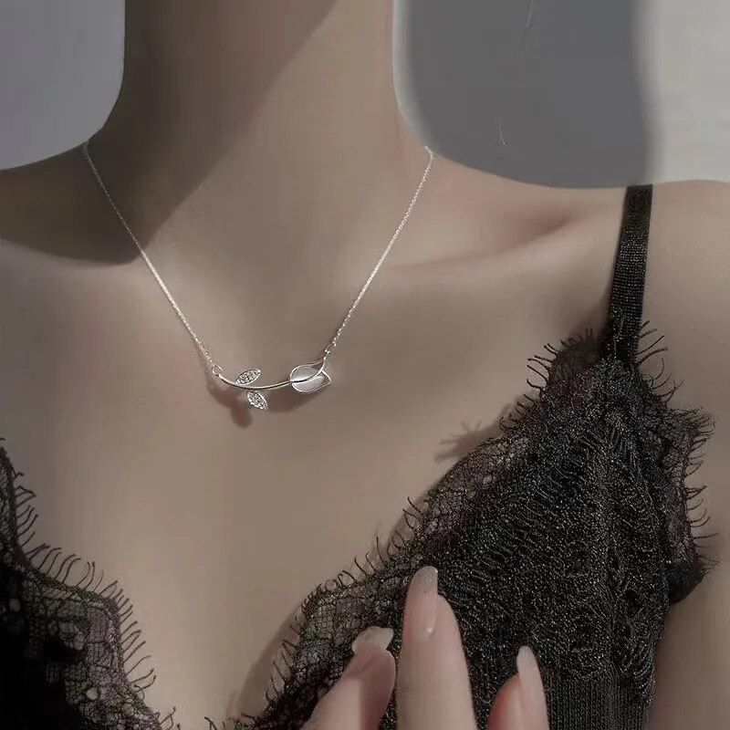 Elegant Microinlaid Tulip Pendant Necklace