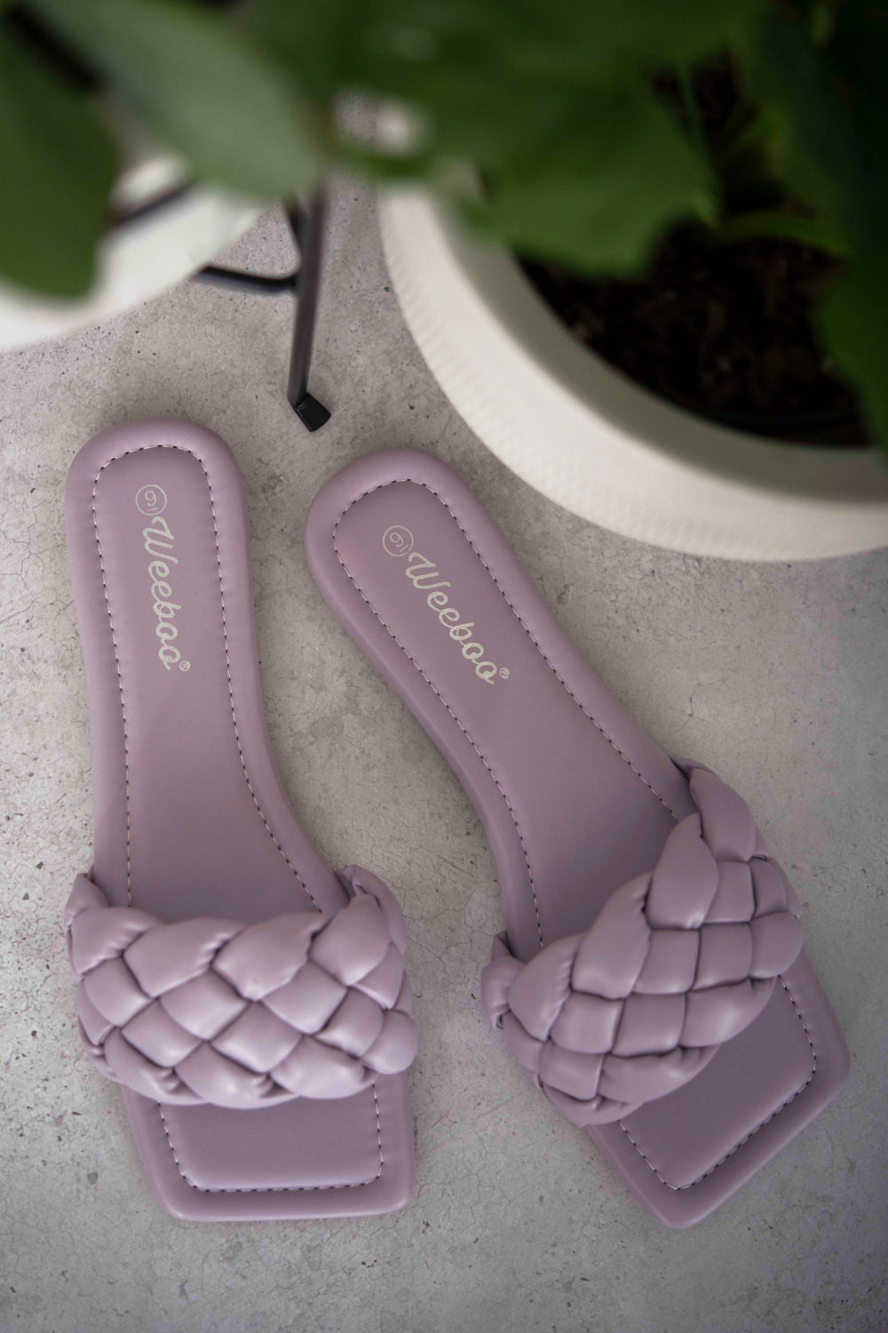 Cakewalk Woven Square Toe Slides in Lilac