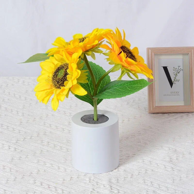 Rechargeable Sunflower LED Night Light - Creative and Novelty Bedroom Lamp for Kids and Friends