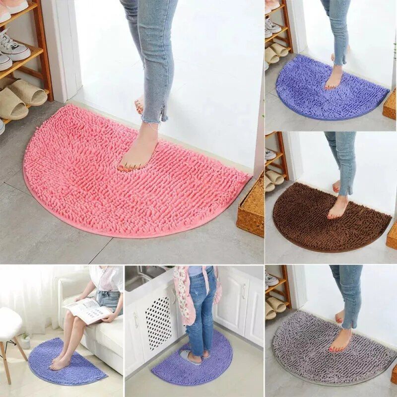 Luxurious Chenille Semi-Circle Bath Mat - Non-Slip, Absorbent & Soft Floor Rug