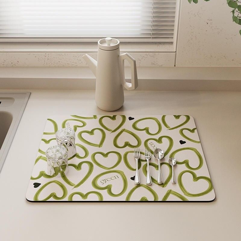 Heart-Print Diatom Mud Dish Drying Mat