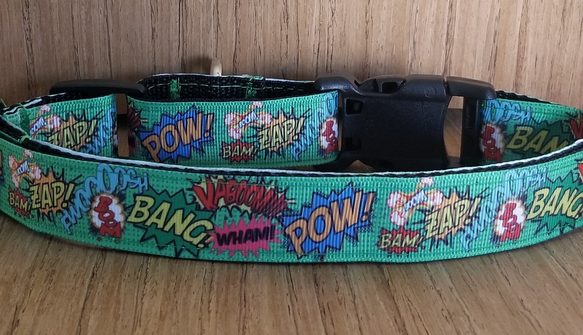 Collar/ Large/ Medium/ Green Super Hero