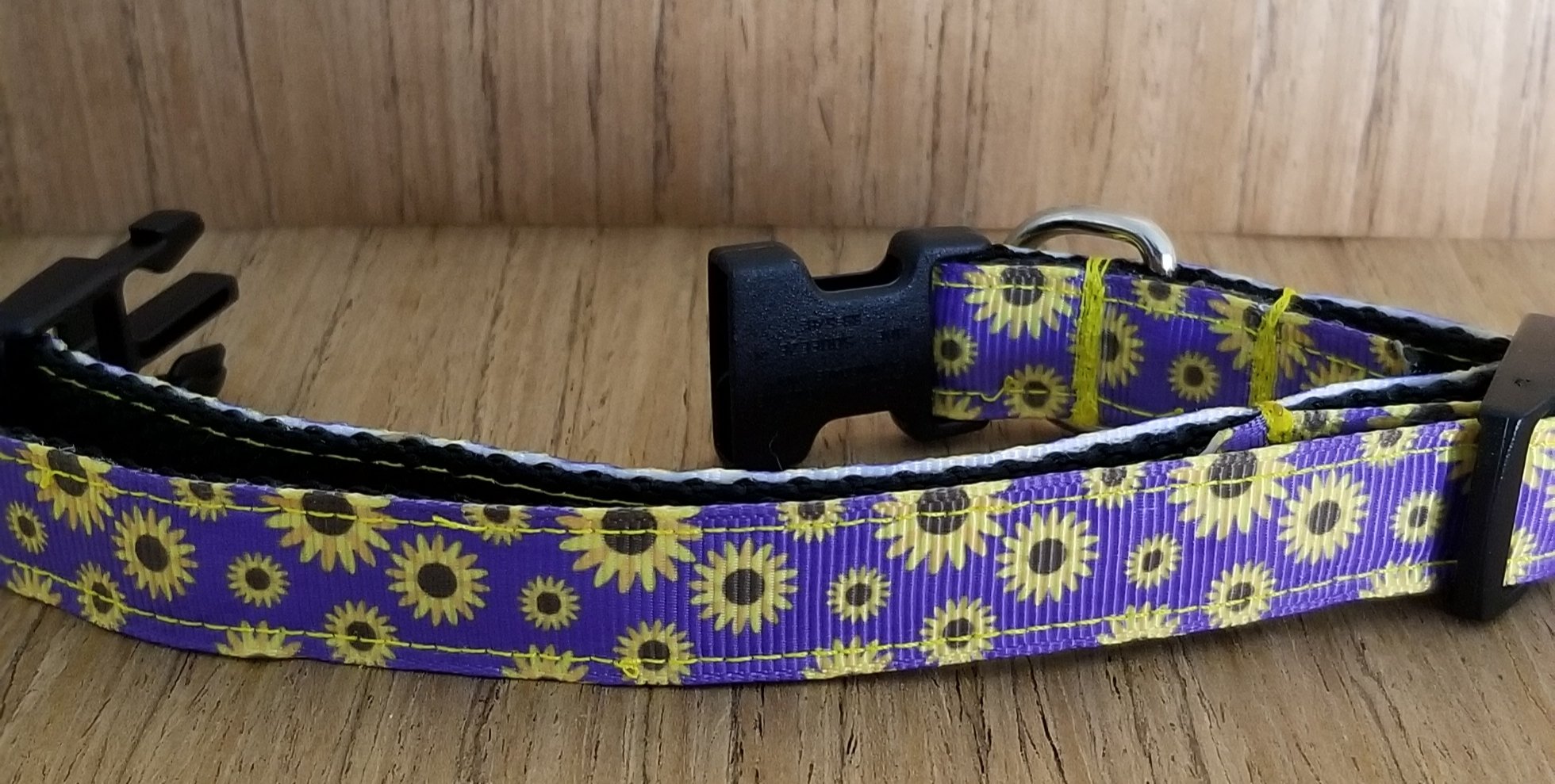 Collar/ Small/ Purple & Yellow Flowers