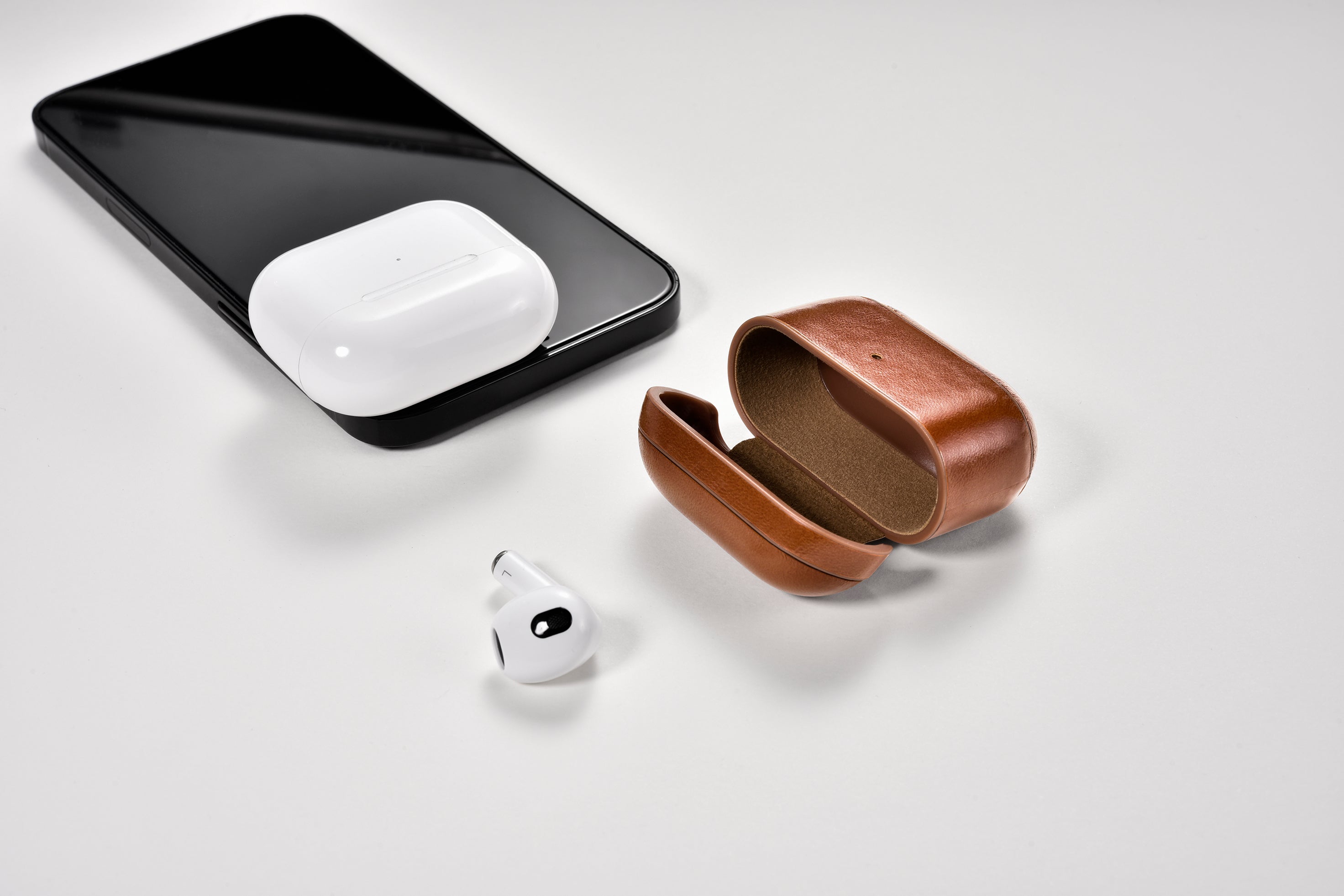 Personalized Genuine Leather AirPods 3 Case