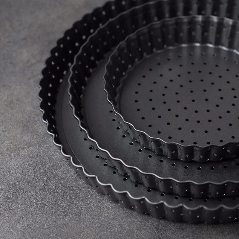 Versatile Non-Stick Carbon Steel Pizza and Baking Pan