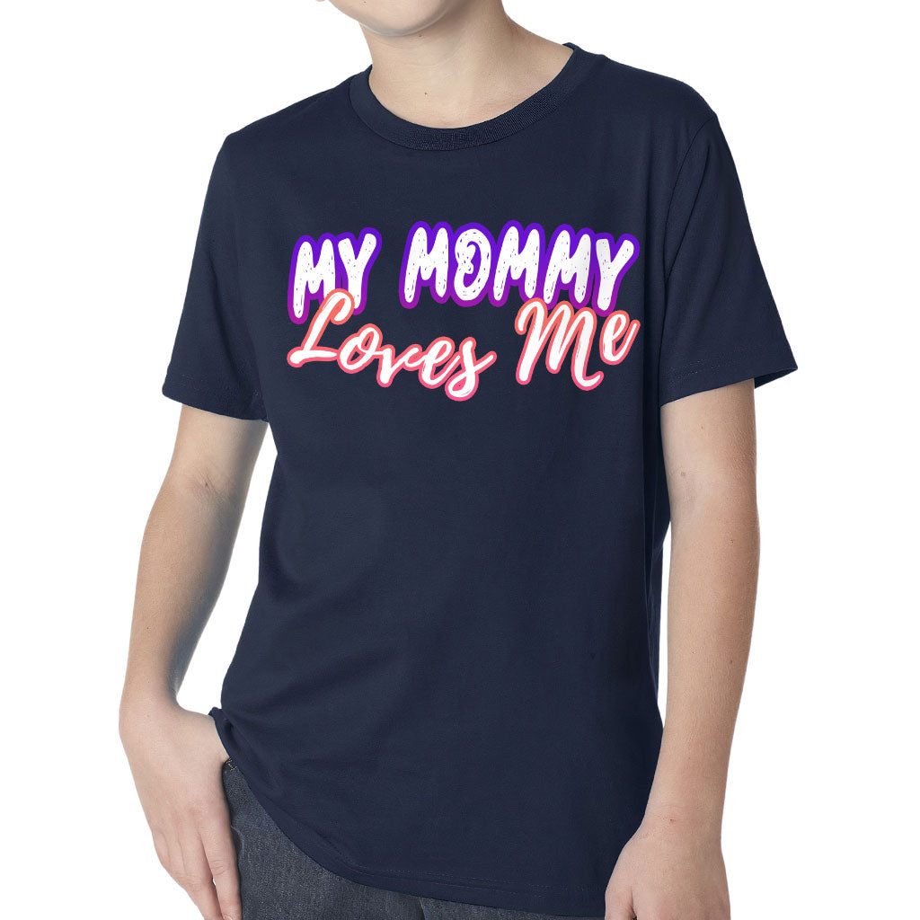 My Mom Loves Me Kids' Classic Fit T-Shirt - Kawaii T-Shirt - Themed Classic Fit Tee