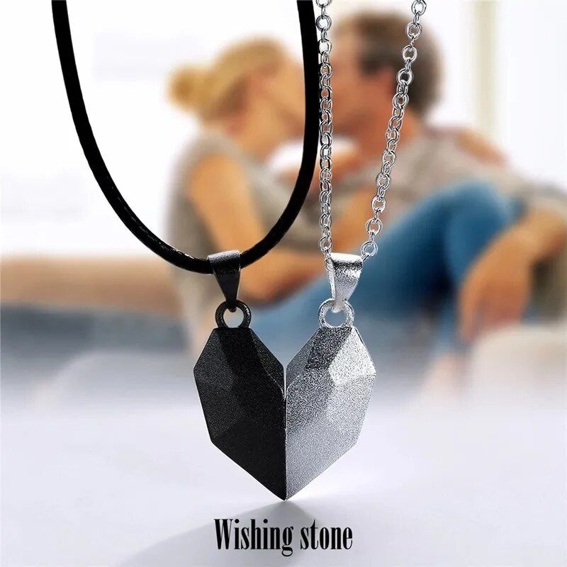 Magnetic Couple Heart Pendant Necklaces