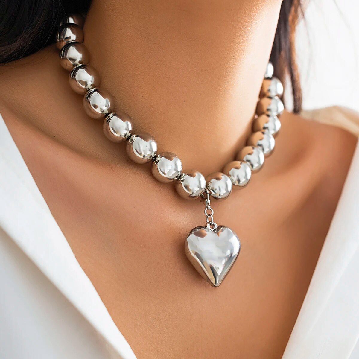 Trendy Acrylic Heart Pendant Choker Necklace