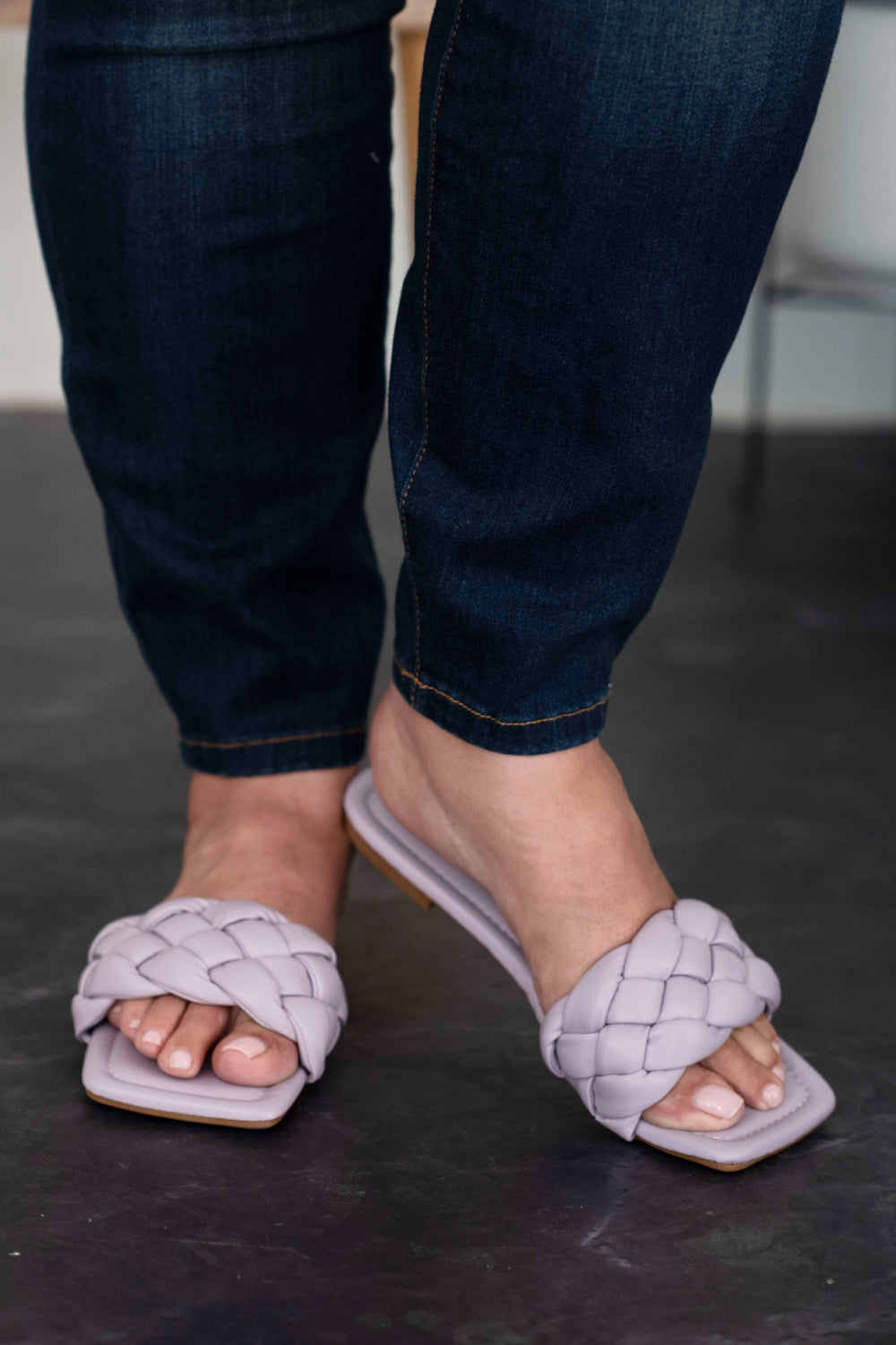 Cakewalk Woven Square Toe Slides in Lilac