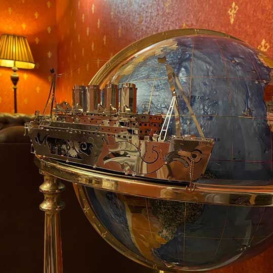 "LOST AT SEA OCEAN SHIP" Metal Model Kit