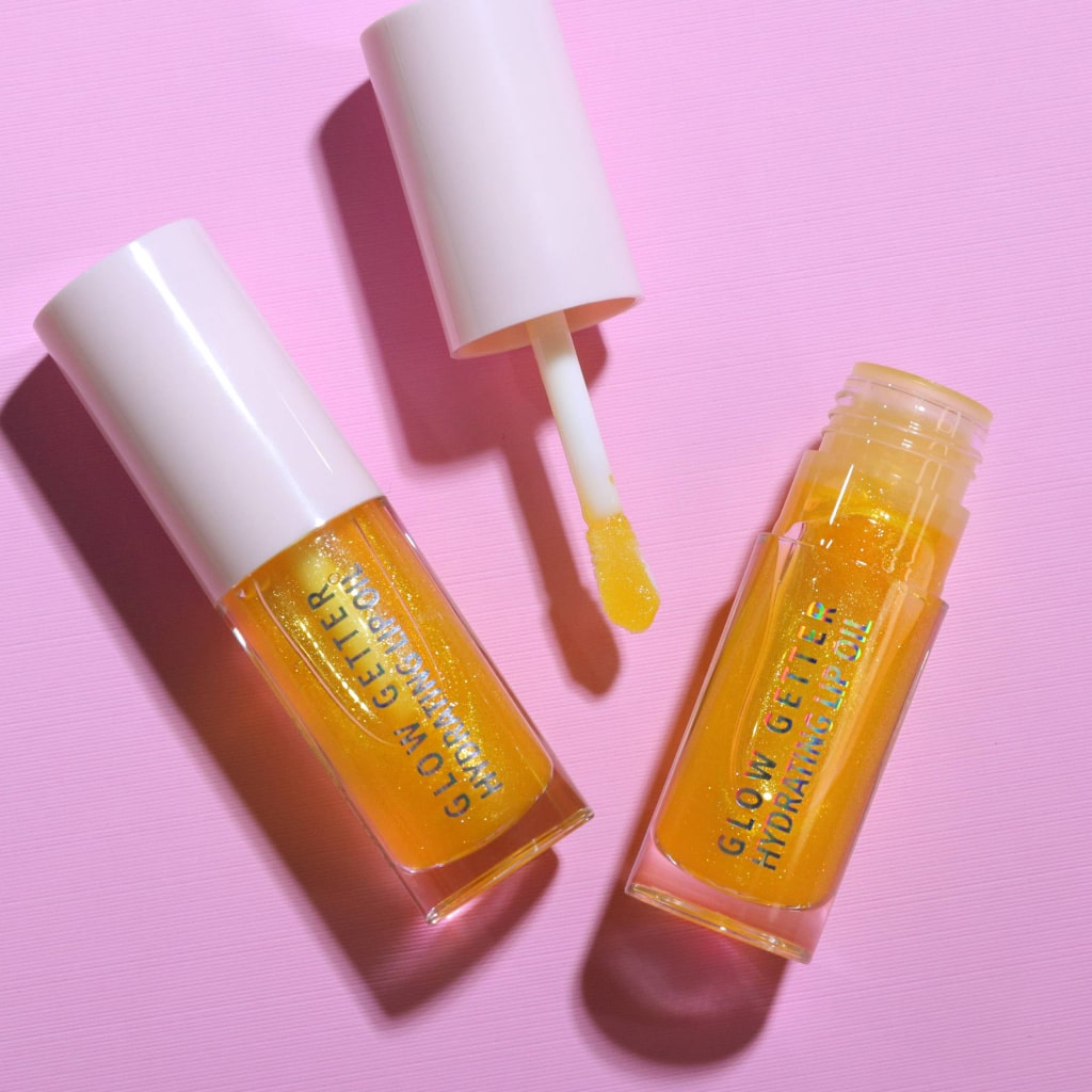 Moira Gleam Glow Glow Getter Hydrating Lip Oil