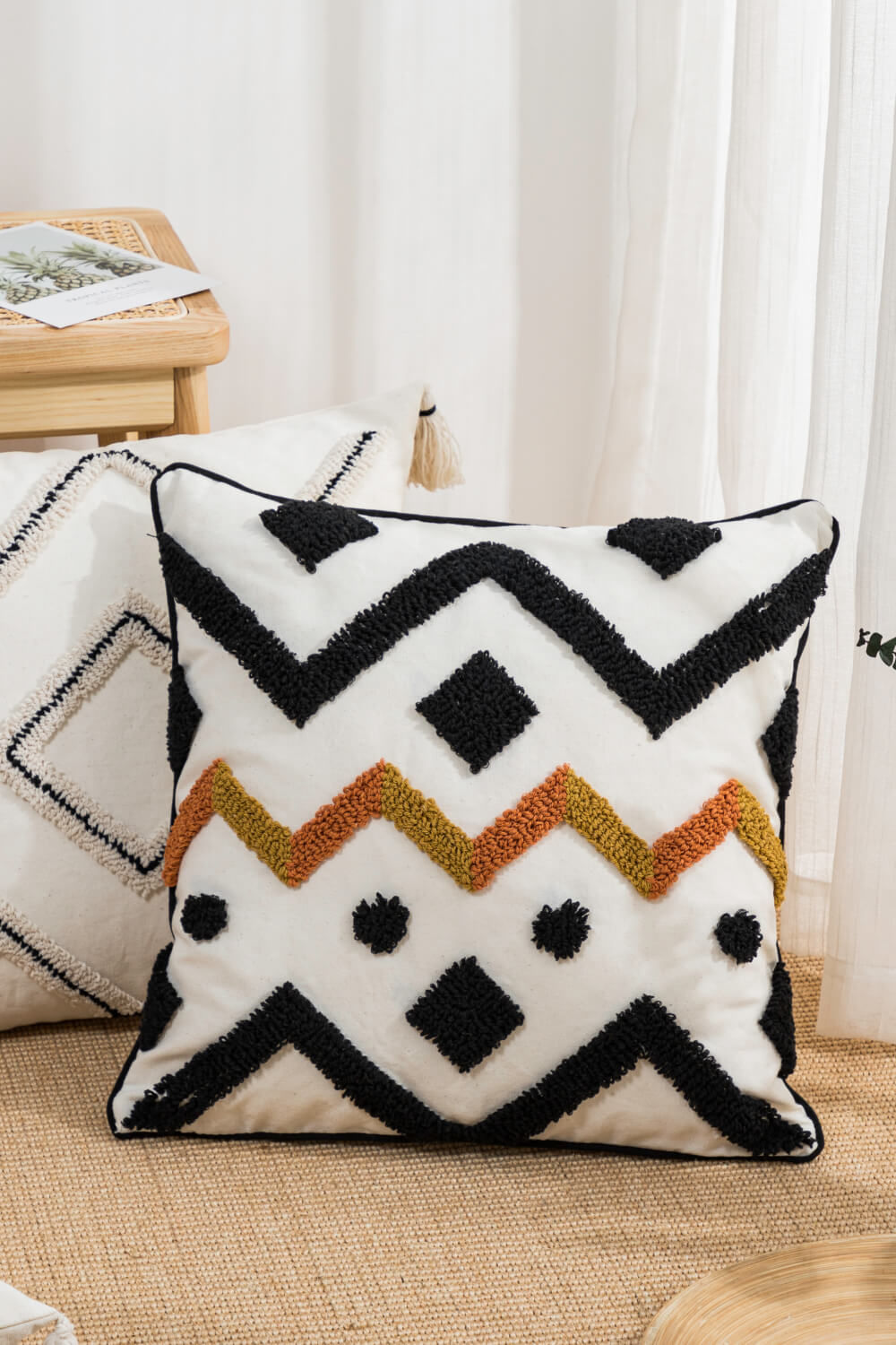 4 Picks Geometric Embroidered Pillow Cover