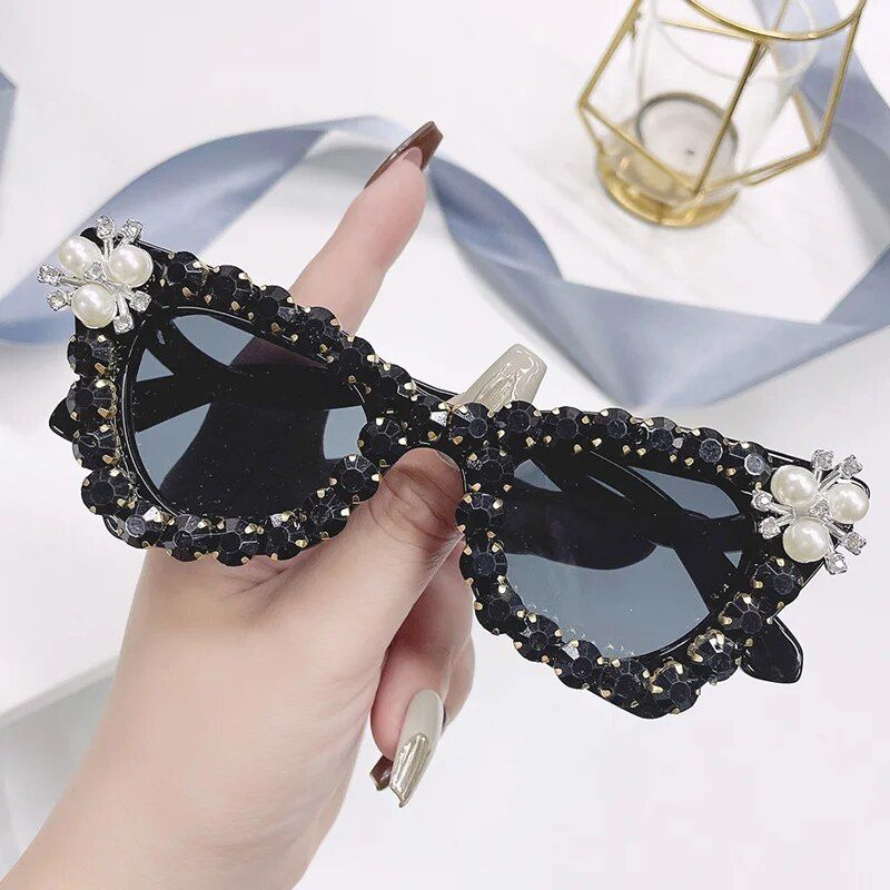 Chic Cat Eye Rhinestone Sunglasses