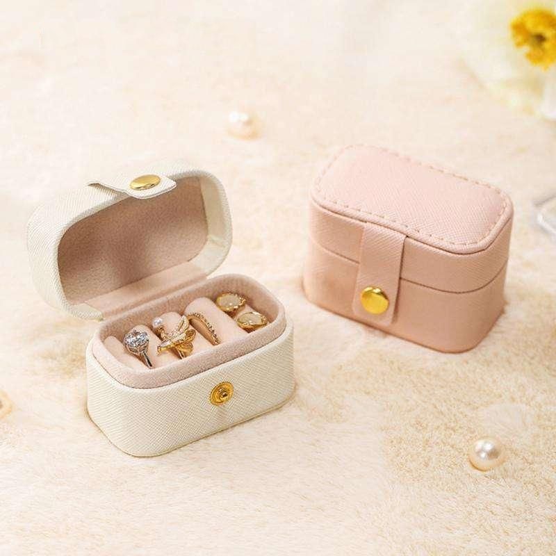 Compact Elegance: Mini PU Leather Ring & Earrings Organizer Box