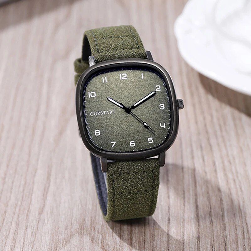 Elegant Vintage Square Dial Leather Strap Quartz Watch