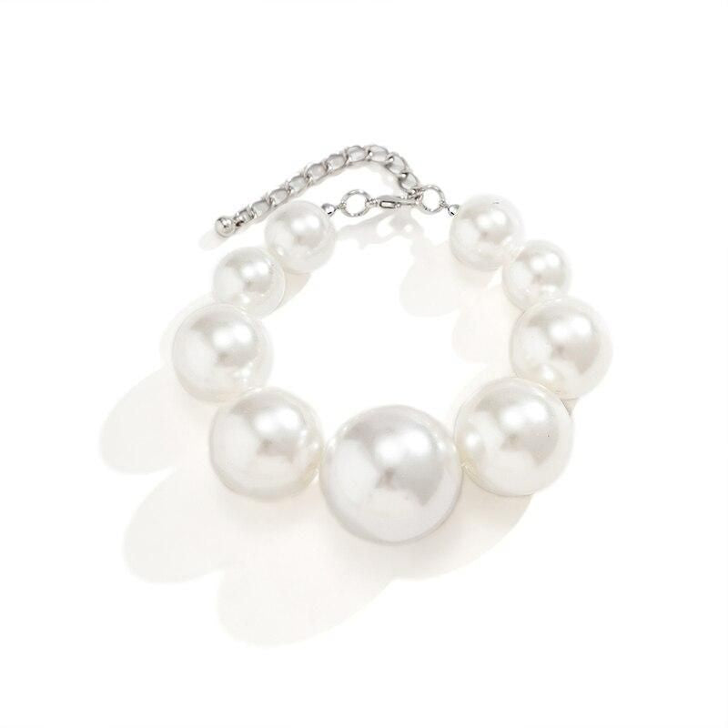 Elegant Round Pearl Charm Bracelet