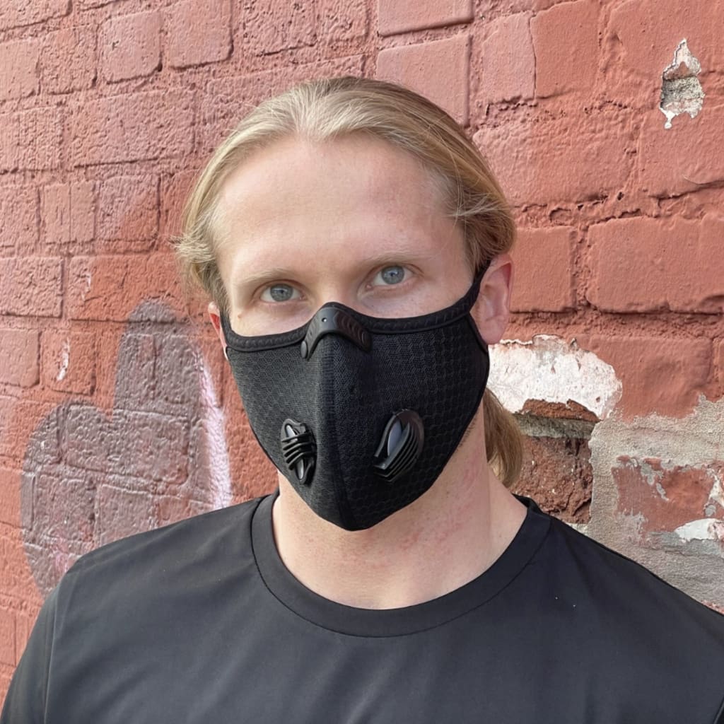 Sports Mask With Carbon Filter