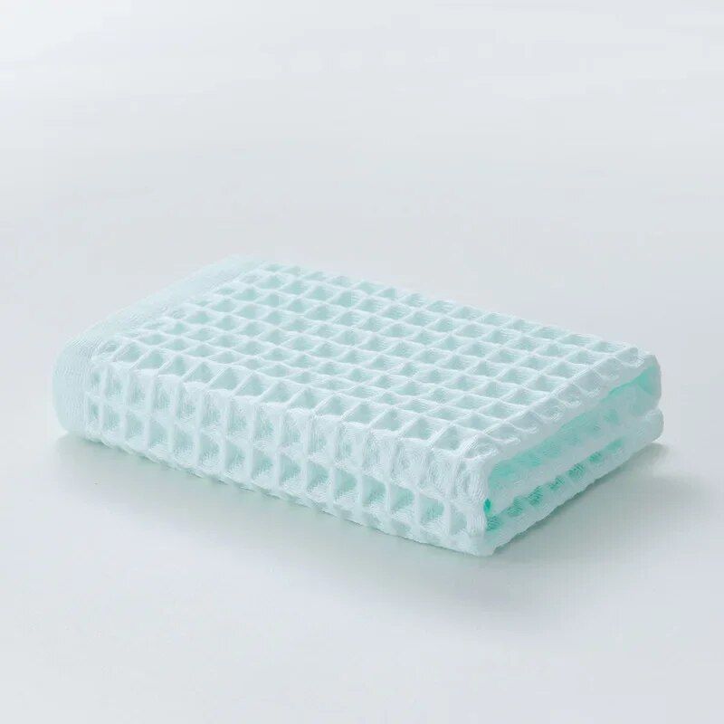 Luxurious 100% Cotton Waffle Plaid Face Towel for All Ages