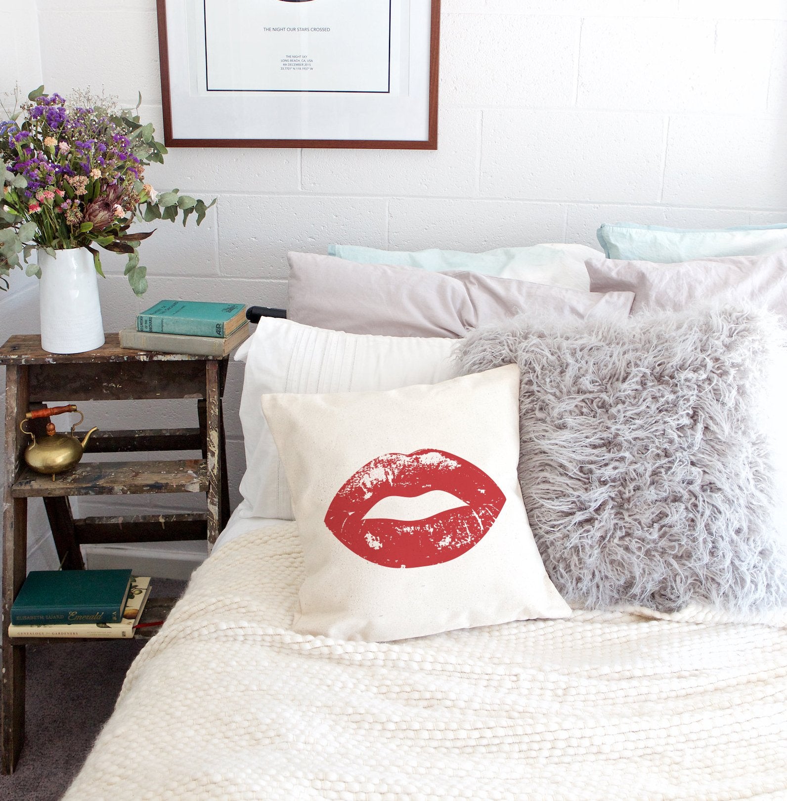 Lips Pillow Cover