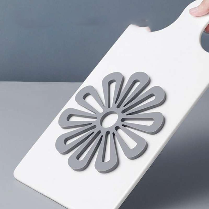 Modern Flower-Shaped Trivet Mat: Eco-Friendly TPR Pot Holder