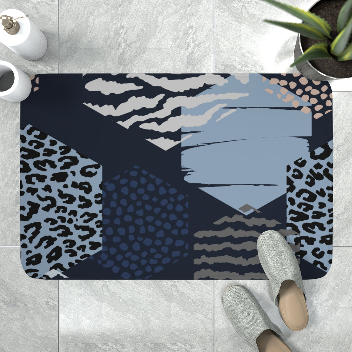 Uniquely You Memory Foam Bath Mat, Blue Grey White Print Hexagons