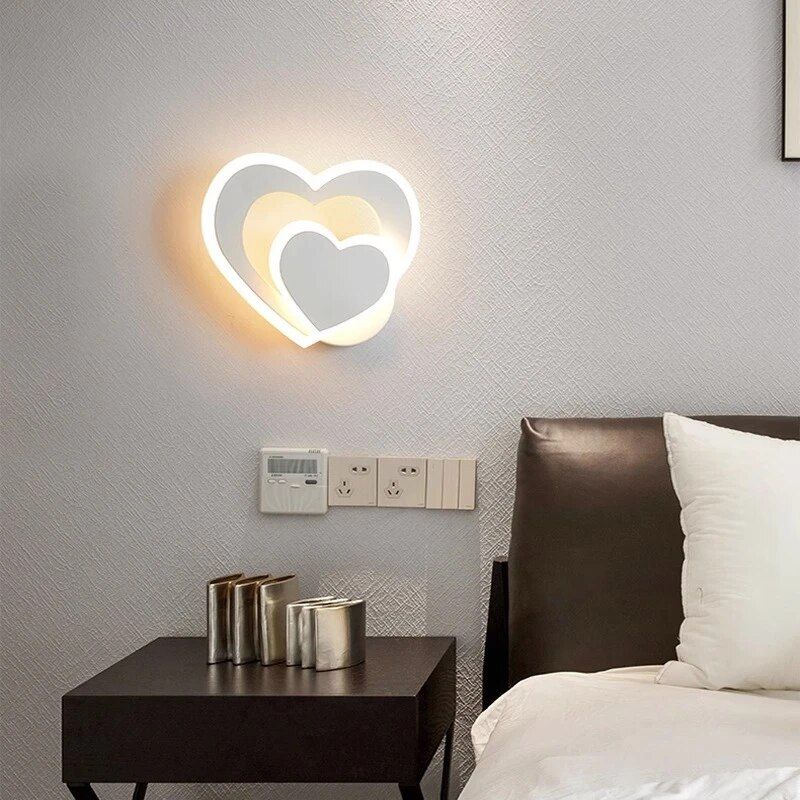 Modern Nordic LED Heart-Shaped Wall Lamp for Cozy Illumination