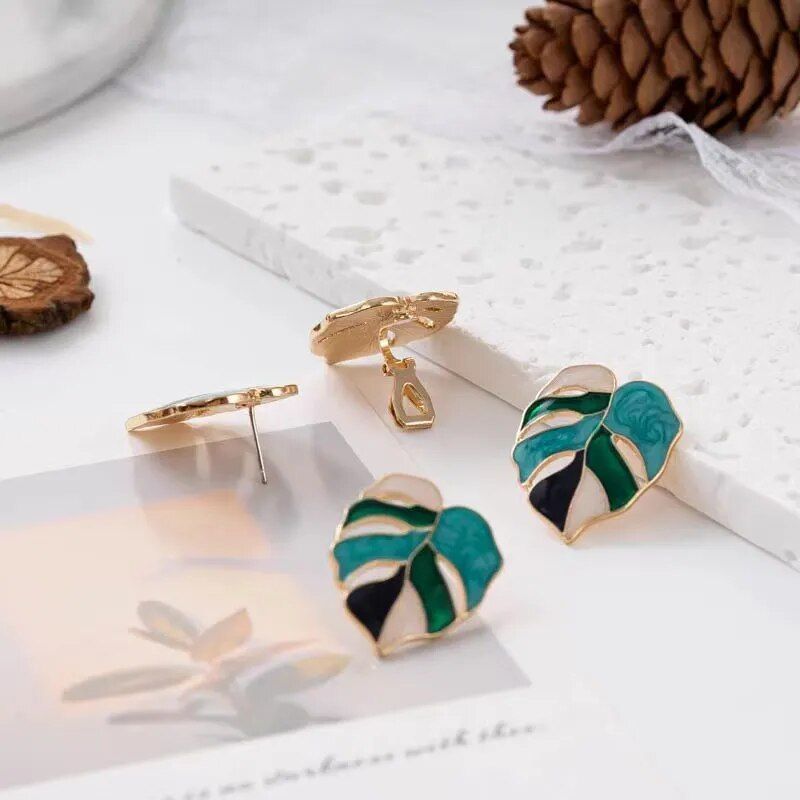 Trendy Green Geometric Stud Earrings with White Trapezoidal Pendant for Women