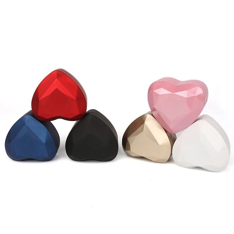 Enchanting LED Heart-Shaped Ring Box - Elegant Jewelry Presentation Case