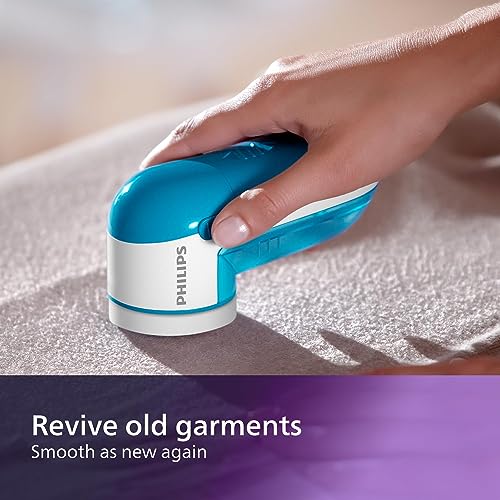 Philips Fabric Shaver, Removes Fabric Pills, Suitable for All Garments, Large Blade Surface, Cleaning Brush, Includes Batteries, Blue (GC026/00)