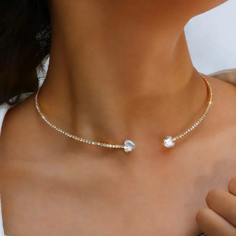 Rhinestone Heart Collar Choker Necklace: Elegant Open Collar Jewelry for Women